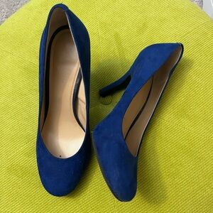 Like new! Barely worn cobalt blue suede Kelly & Katie heels.